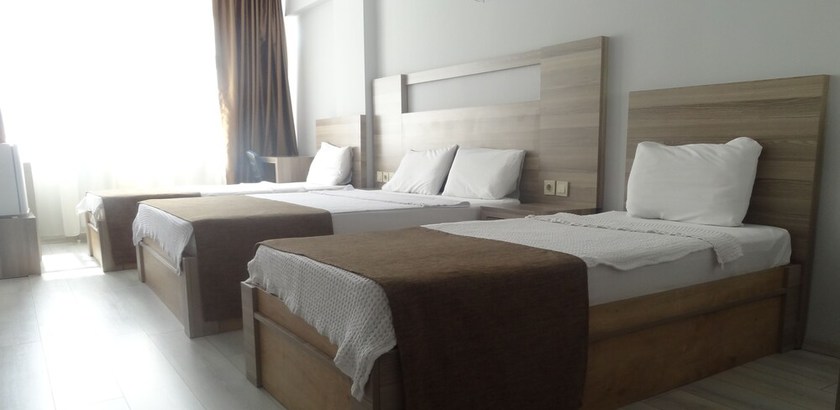 Imagen de la habitación del Renq Hotel. Foto 10