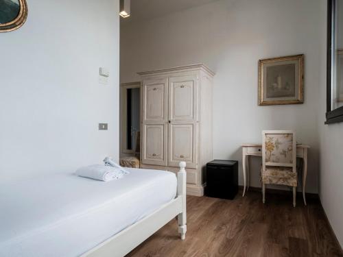 Imagen de la habitación del ResArt Iàcomus. Foto 14