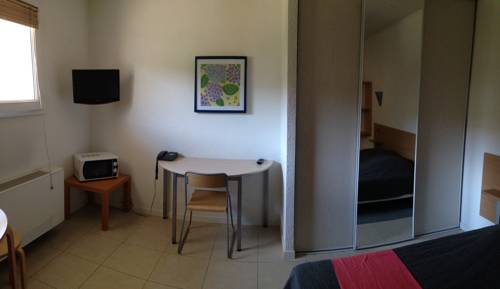Imagen de la habitación del Residella Apparthotel. Foto 9