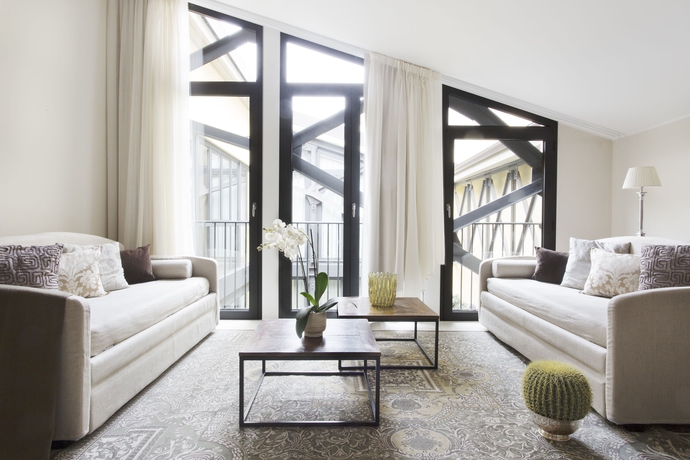 Imagen de los interiores del Residence Adriano. Foto 15