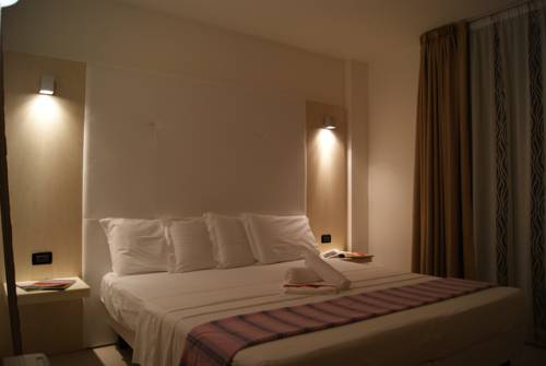 Imagen de la habitación del Residence Aprilia. Foto 4