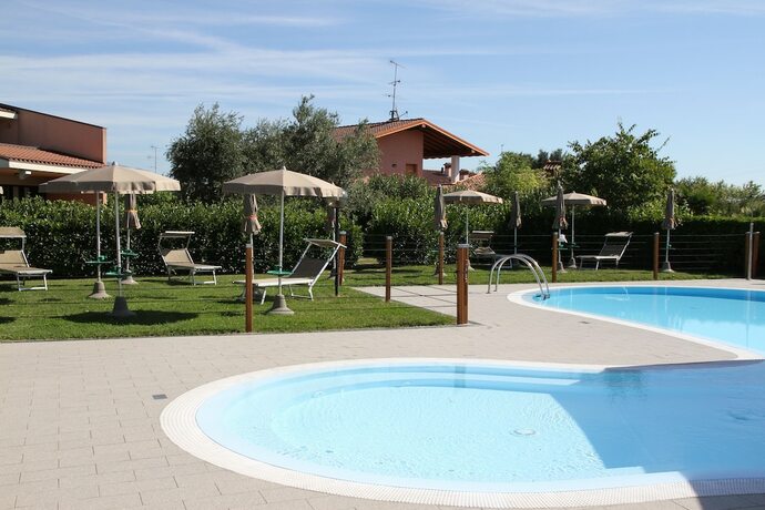 Imagen general del Residence Barbara, Moniga del Garda. Foto 7