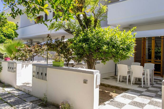 Imagen general del Residence Borgo Latino. Foto 11