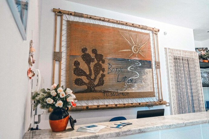 Imagen general del Residence Borgo Latino. Foto 14
