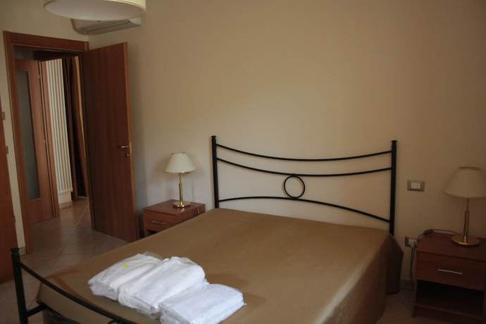 Imagen de la habitación del Residence Borgo Mondragon. Foto 8