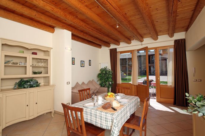 Imagen de la habitación del Residence Borgo Mondragon. Foto 14