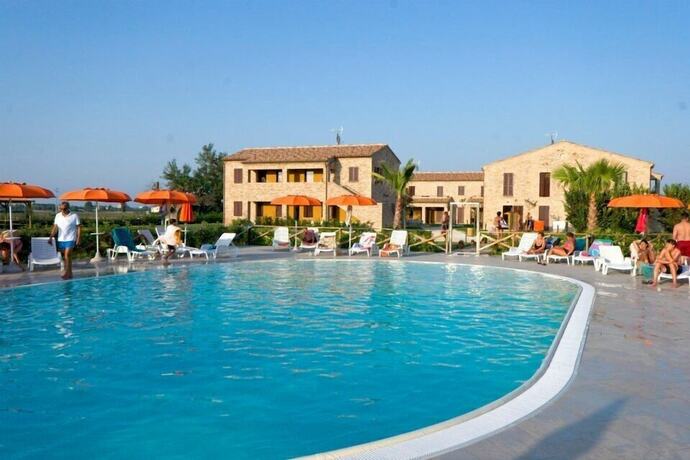 Imagen general del Residence Casale Torrenova al Conero. Foto 8