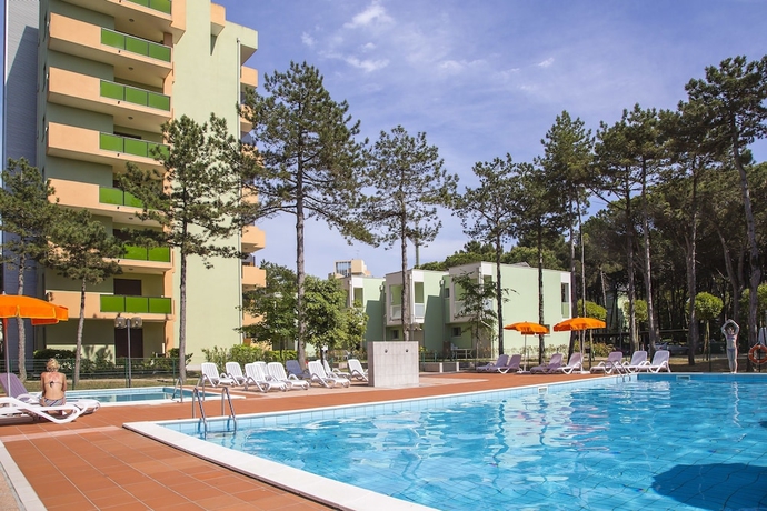 Imagen de la piscina del Residence Castello. Foto 19