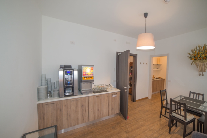 Imagen del bar/restaurante del Residence Cavanis Wellness and Private Spa. Foto 3