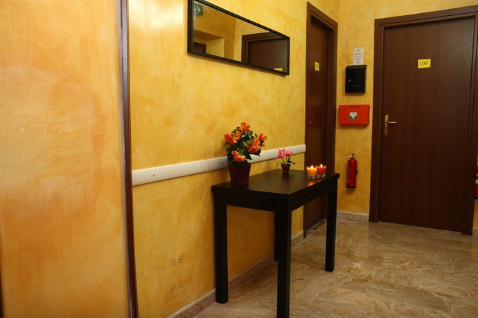 Imagen de los interiores del Residence Ciampino. Foto 15
