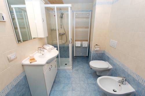 Imagen de la habitación del Residence Civetta. Foto 15