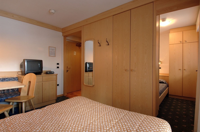 Imagen de la habitación del Residence Contrin. Foto 15