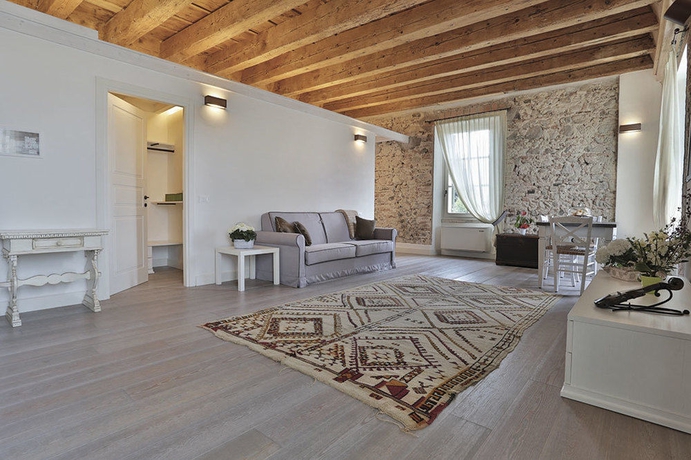 Imagen de los interiores del Residence Corte San Carlo. Foto 13