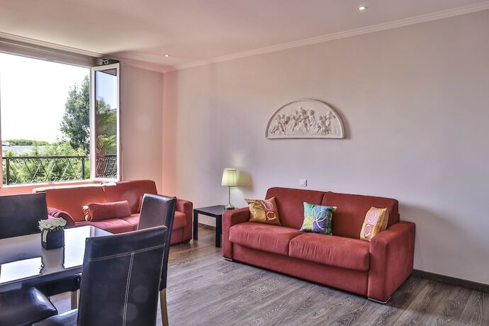 Imagen general del Residence Emeraude. Foto 10