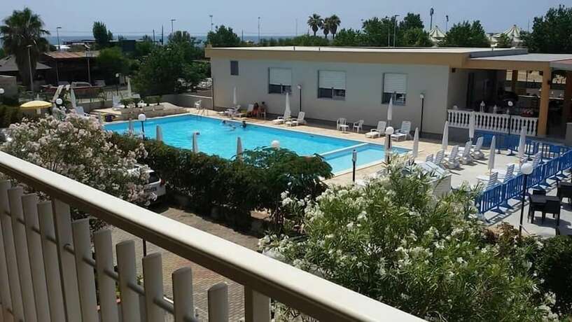 Imagen general del Residence Ex Colonia Marina. Foto 7