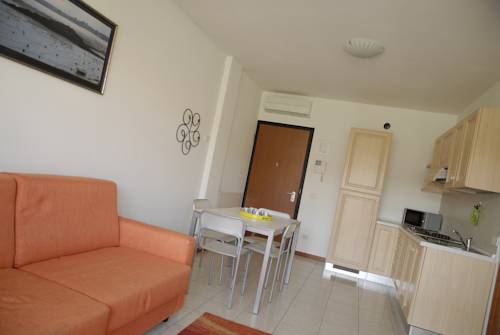 Imagen de la habitación del Residence Garda Palace. Foto 4