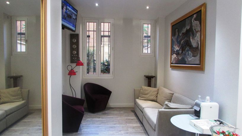 Imagen de los interiores del Residence Hoteliere Champ de Mars. Foto 18