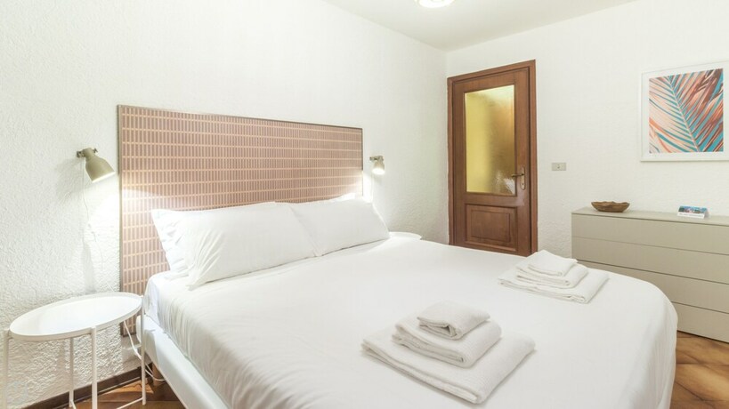 Imagen de la habitación del Residence Il Borgo, Calvisio. Foto 13