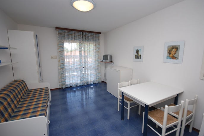 Imagen de la habitación del Residence La Meridiana, Lignano Sabbiadoro. Foto 10