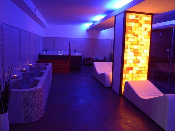 Imagen de la piscina del Residence Letojanni. Foto 17