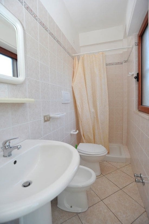Imagen de la habitación del Residence Lido Dei Pini. Foto 13