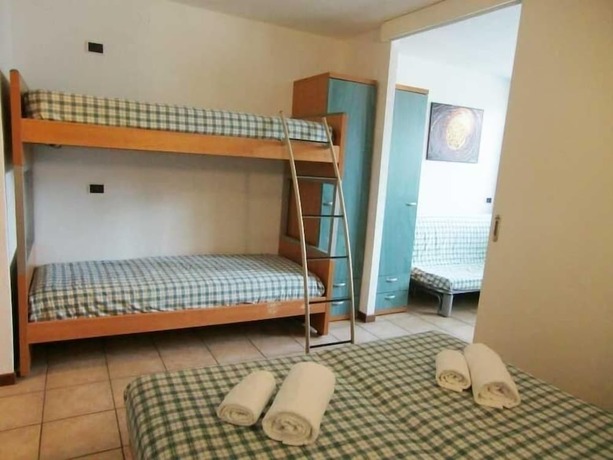 Imagen general del Residence Lores 2. Foto 1