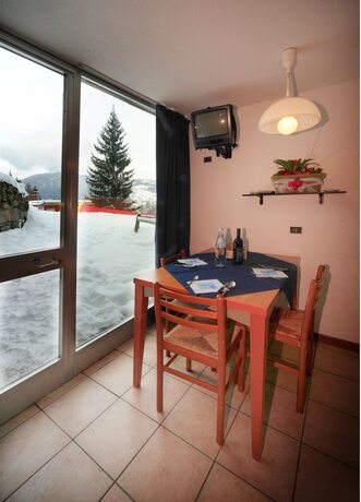 Imagen general del Residence Lores 2. Foto 3