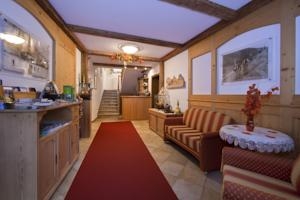 Imagen de los interiores del Residence Merk. Foto 4