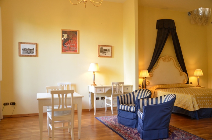 Imagen de la habitación del Residence Michelangiolo. Foto 6