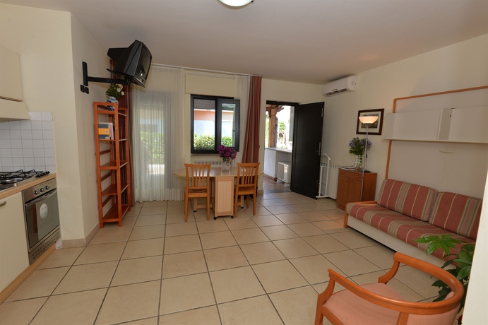 Imagen de los interiores del Residence Miramare, Pozzuoli. Foto 12