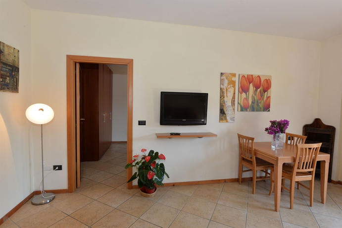 Imagen de los interiores del Residence Miramare, Pozzuoli. Foto 13