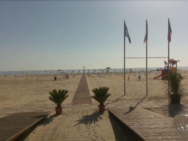 Imagen de los exteriores del Residence Nettuno. Foto 15
