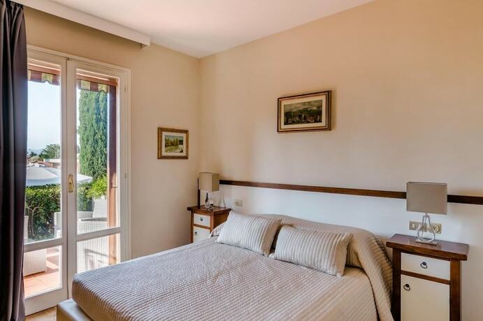 Imagen general del Residence Poggio del Golf. Foto 12