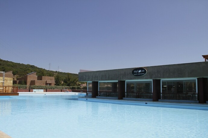 Imagen de la piscina del Residence Rena Bianca. Foto 22