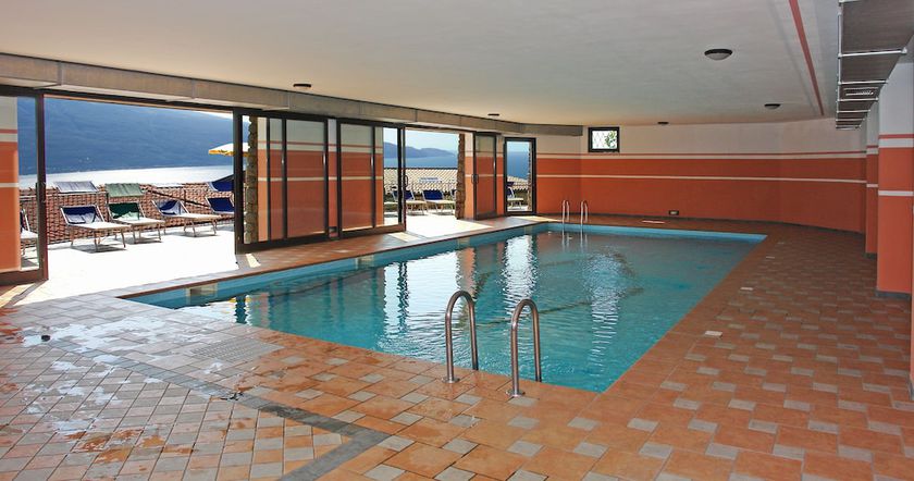 Imagen de la piscina del Residence Rucul&igrave;, Tignale. Foto 19