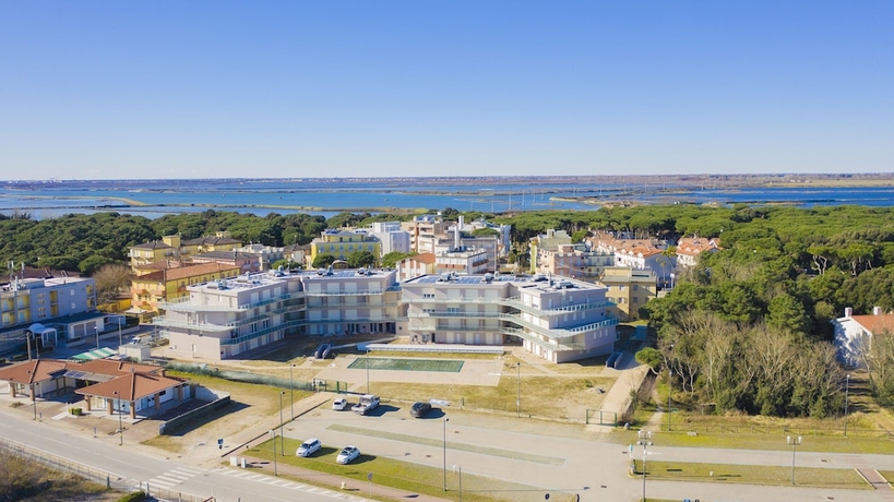 Imagen de los exteriores del Residence Sabbia e Mare. Foto 10