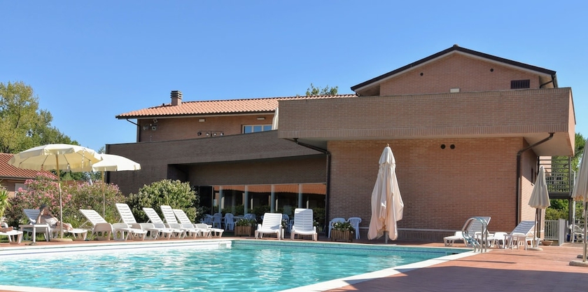 Imagen de la piscina del Residence San Rossore. Foto 17