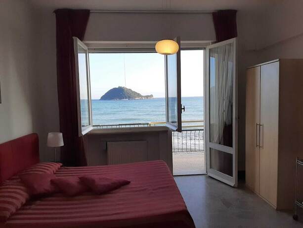 Imagen de la habitación del Residence Sole, ALBENGA. Foto 15