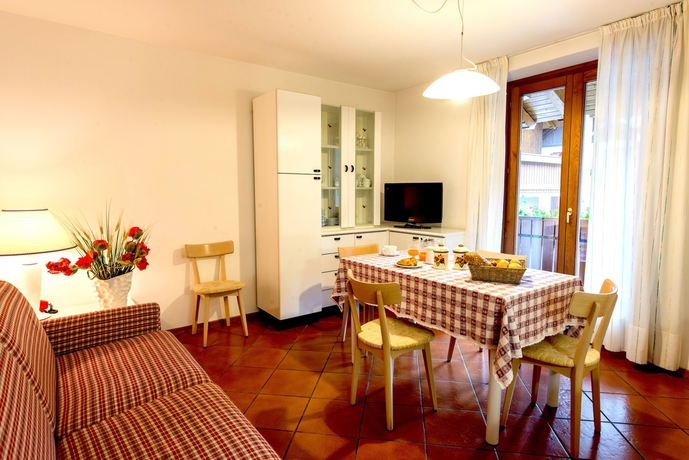 Imagen de los interiores del Residence Stefenine. Foto 18
