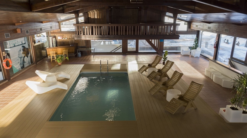 Imagen de la piscina del Residence Valpiccola. Foto 15