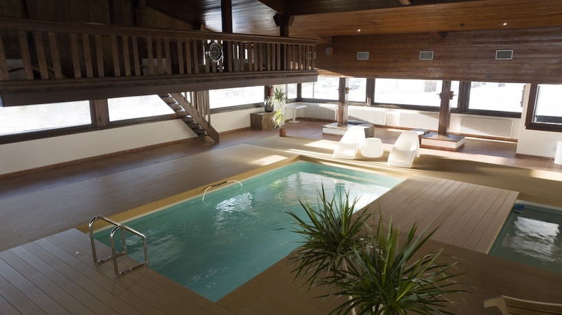 Imagen de la piscina del Residence Valpiccola. Foto 18