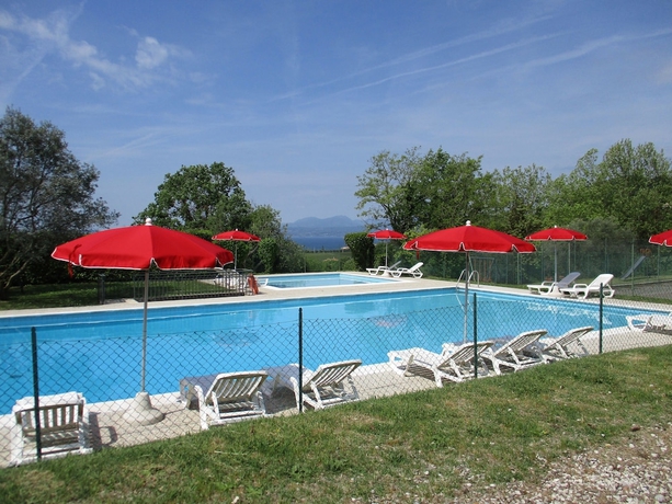 Imagen de la piscina del Residence Vignol. Foto 17