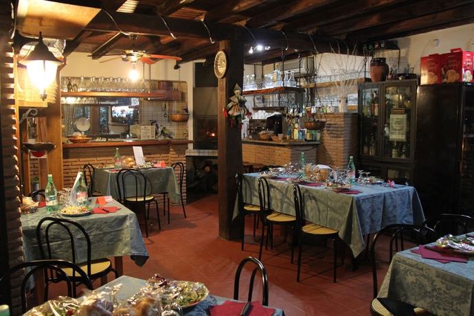 Imagen del bar/restaurante del Residence Villa Patrizia. Foto 4