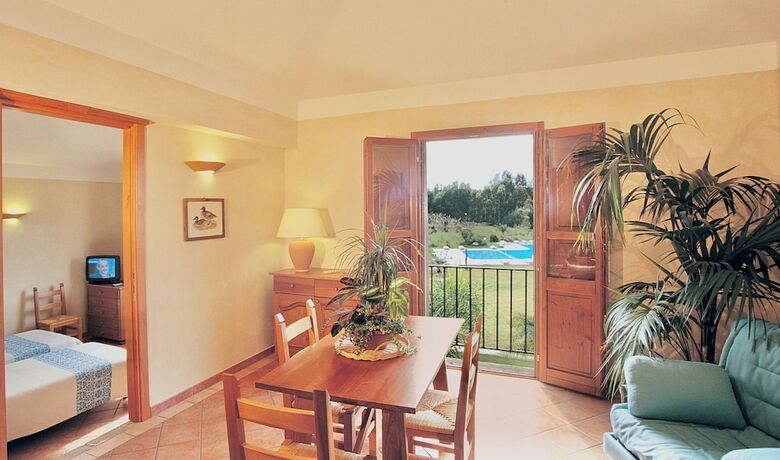 Imagen general del Residence con piscina a 250 mt dal mare. Foto 5