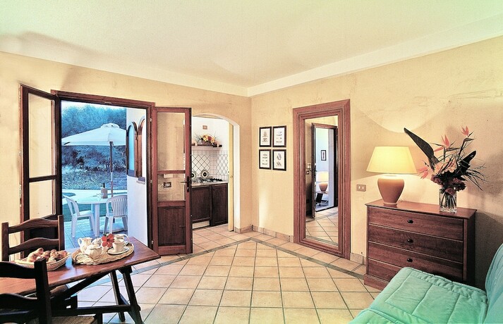 Imagen general del Residence con piscina a 250 mt dal mare. Foto 12