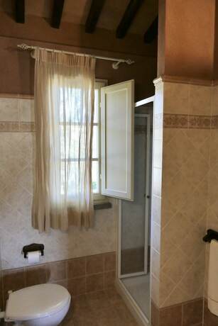 Imagen general del Residence con piscina a Monteverdi. Foto 1