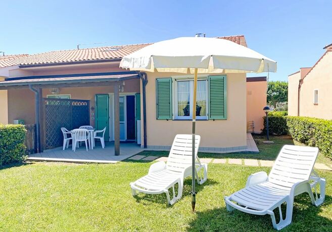 Imagen de la habitación del Residence just 600 meters from the beach. Foto 17