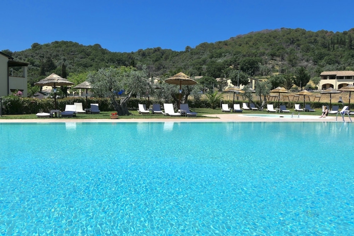 Imagen de la piscina del Residence with pool 4 km from Suvereto. Foto 17