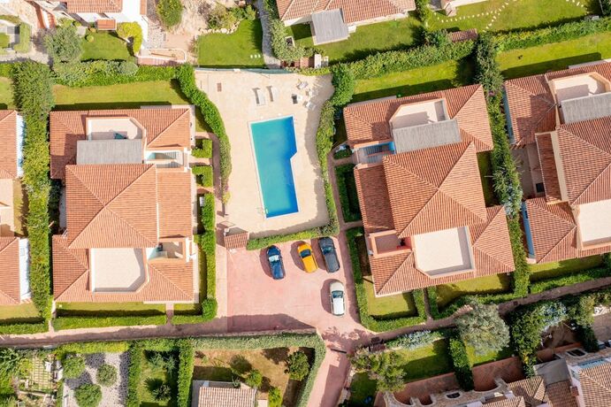 Imagen general del Residence with pool in Cala Girgolu. Foto 7