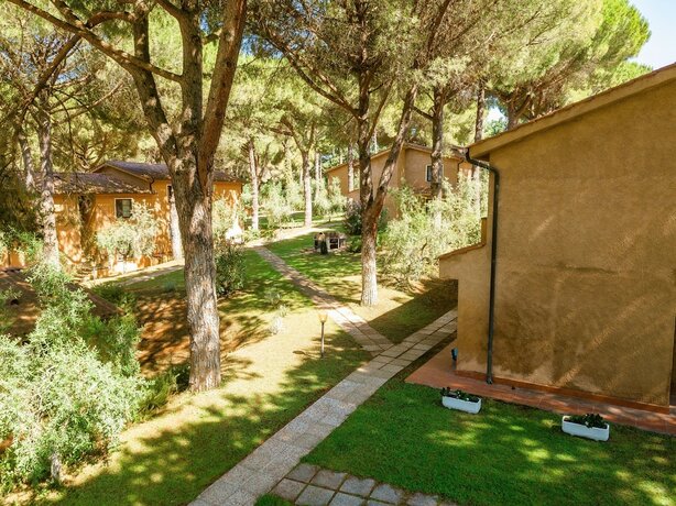 Imagen general del Residence with pool in Guardistallo. Foto 16